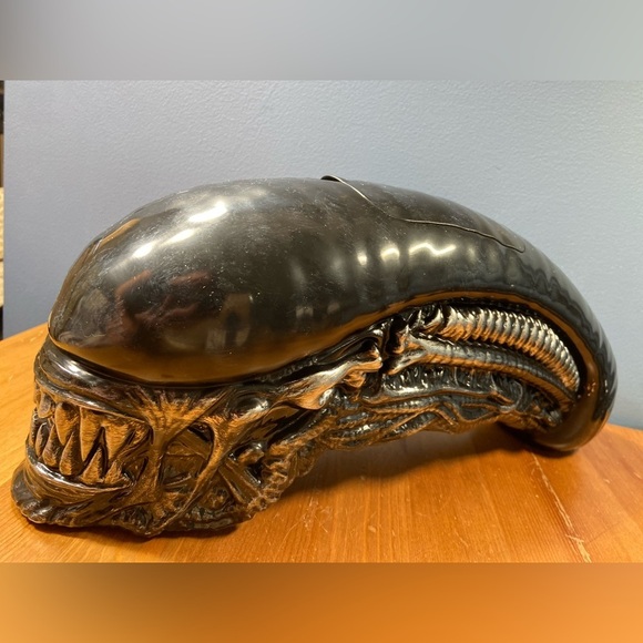 COPY - Alien Romulus - Limited Edition Xenomorph Head Popcorn Bucket / C… - Picture 10 of 16